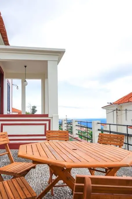 Villa Renovated Traditional House W 3Br & Outdoor Space Funchal