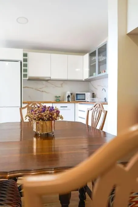 Villa Renovated Traditional House W 3Br & Outdoor Space Funchal